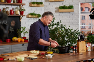 Doradca Smaku XII, odc. 4 – stripsy z Kurczaka Sielskiego z sosem curry